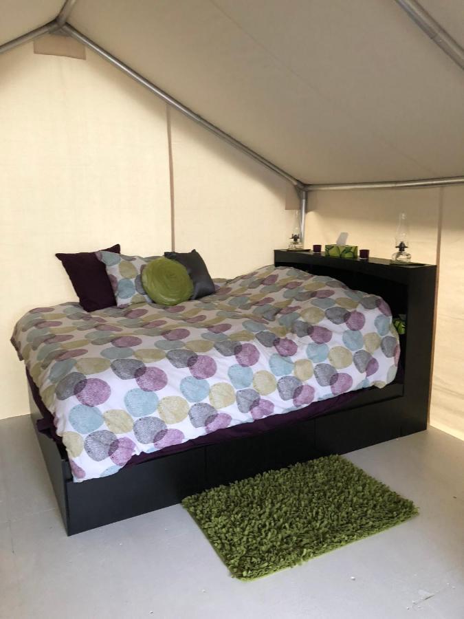 Hotel Vines And Puppies Glamping Hideaway Jade City Exterior foto